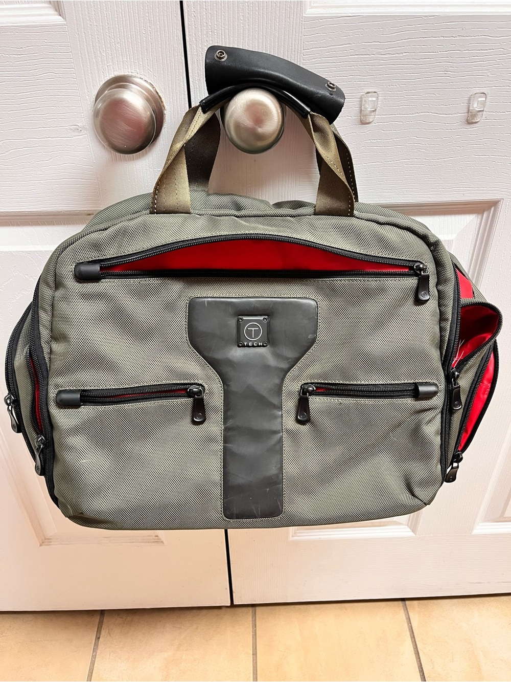 T-Tech Tumi ballistic Green Travel messenger bag weekender laptop business *Read